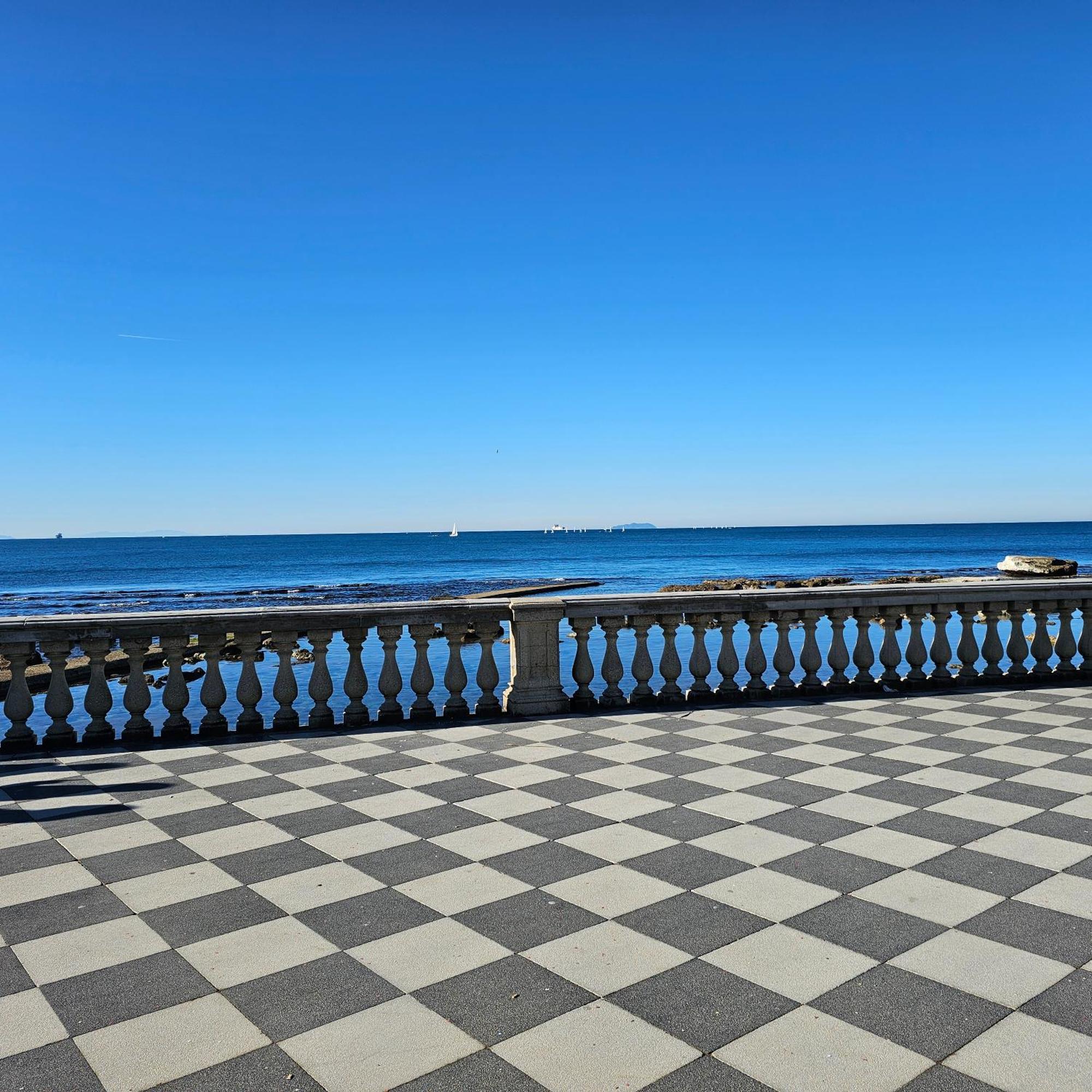 Апартаменты Sunnyside Accademia Ливорно Экстерьер фото